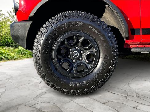 Used 2022 Ford Bronco Wildtrak image 9