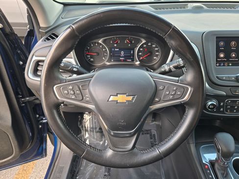 Used 2022 Chevrolet Equinox LT FWD image 41