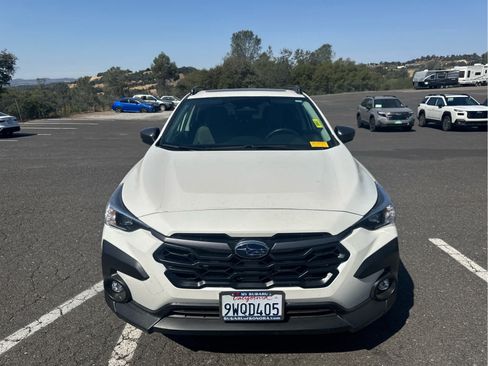 Used 2026 Subaru Crosstrek 2.5i Premium AWD/4WD image 2
