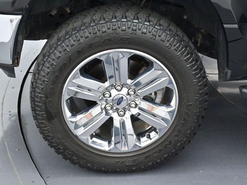 Used 2019 Ford F150 XLT w/ Equipment Group 302A Luxury AWD/4WD image 36