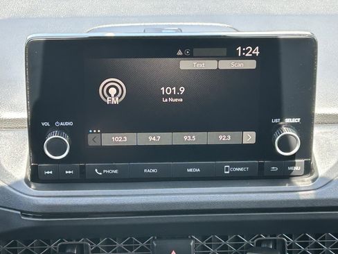 Certified 2025 Honda Accord SE image 14