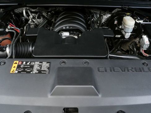 Used 2017 Chevrolet Tahoe LT w/ Luxury Package image 5