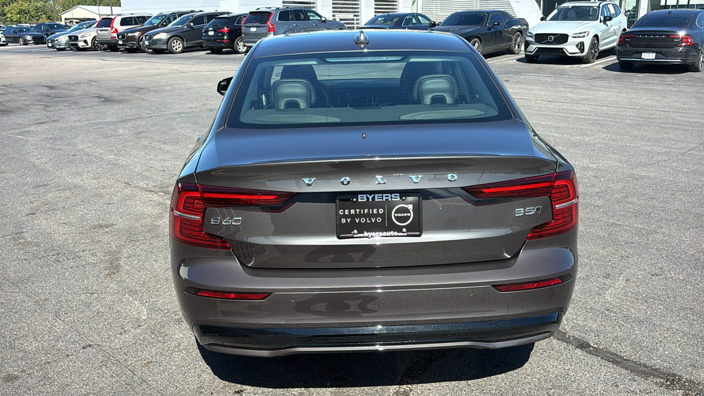 Certified 2024 Volvo S60 B5 Plus AWD/4WD image 28