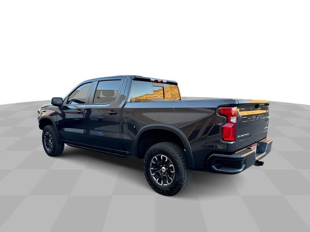 Used 2023 Chevrolet Silverado 1500 ZR2 w/ Technology Package AWD/4WD image 6