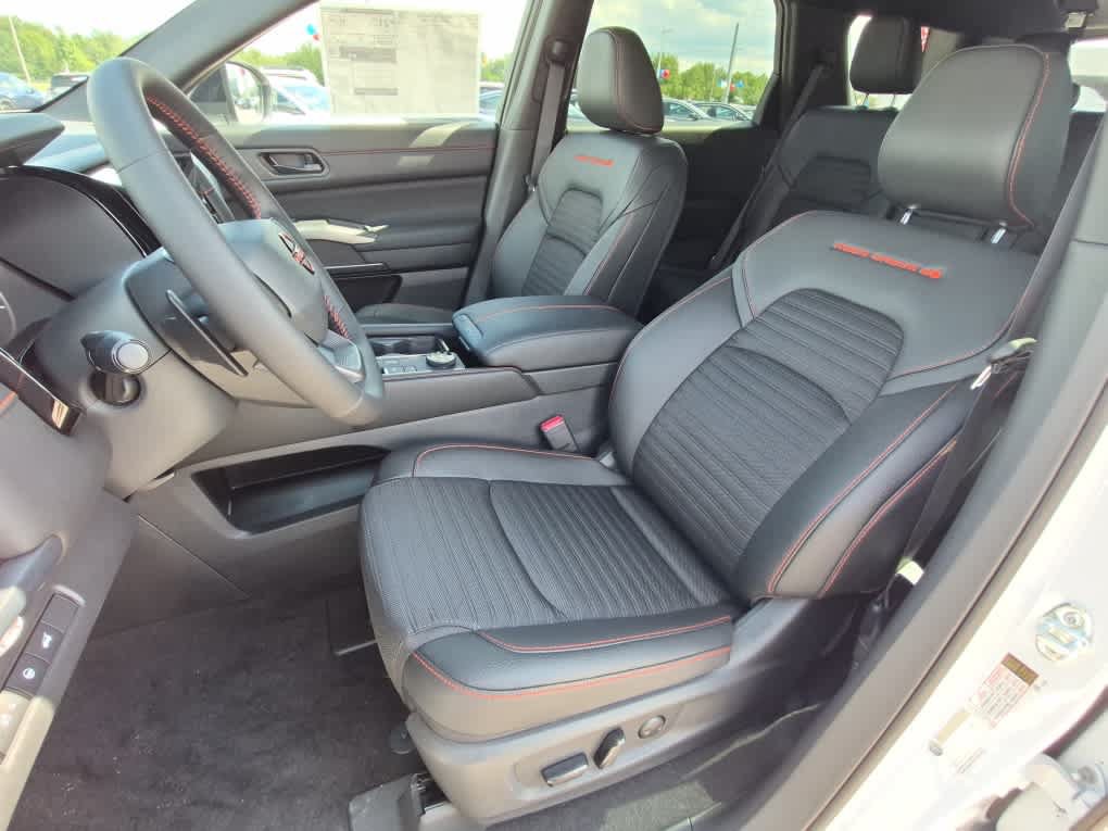 New 2026 Nissan Pathfinder Rock Creek AWD/4WD image 11