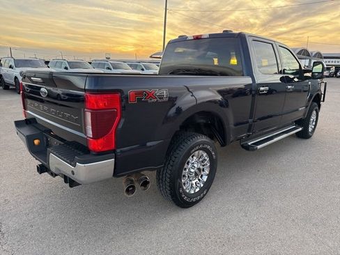 Used 2022 Ford F250 XLT w/ XLT Premium Package image 8