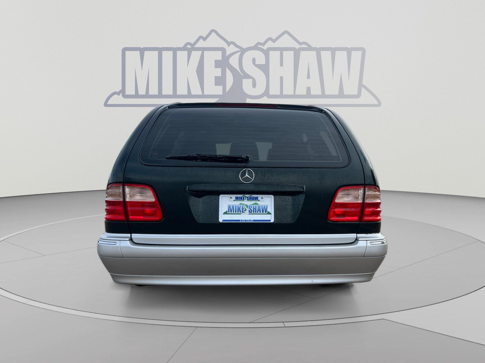 Used 2002 Mercedes-Benz E 320 4MATIC Wagon image 4
