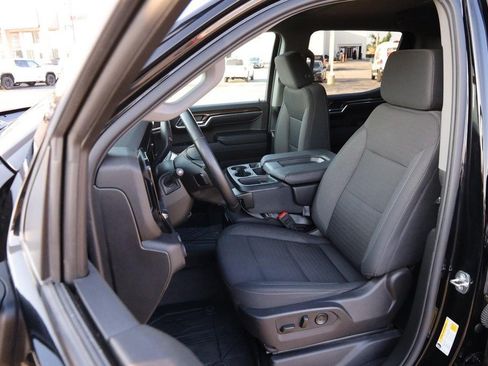Used 2024 Chevrolet Silverado 1500 LT AWD/4WD image 8
