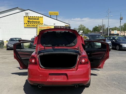 Used 2011 Dodge Avenger Heat image 21