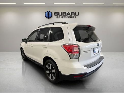 Used 2018 Subaru Forester 2.5i Limited w/ Popular Package #2 AWD/4WD image 3