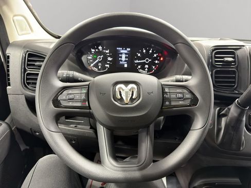 Used 2025 RAM ProMaster 2500 w/ Convenience Group image 24