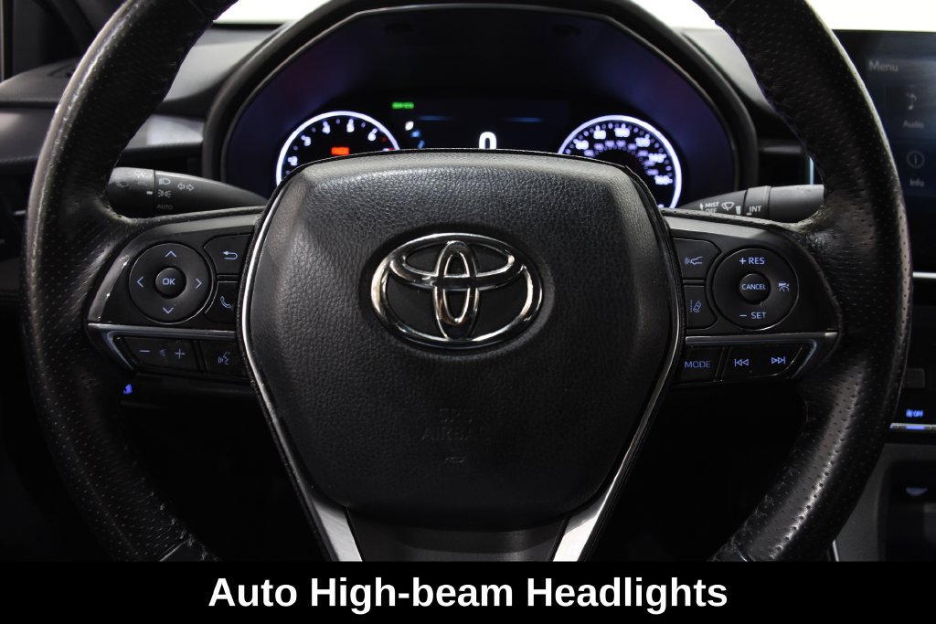 Used 2019 Toyota Avalon XSE w/ All Weather Liner Package FWD image 16