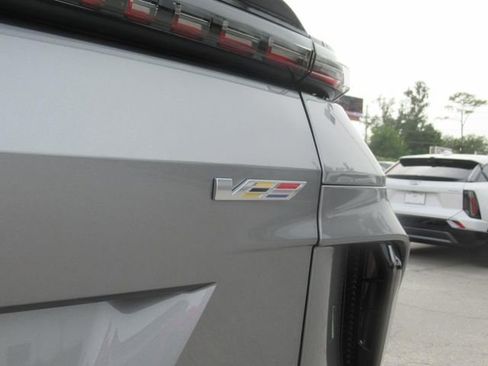 New 2026 Cadillac Lyriq V image 9