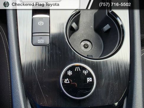 Used 2026 Nissan Rogue SV AWD/4WD image 19