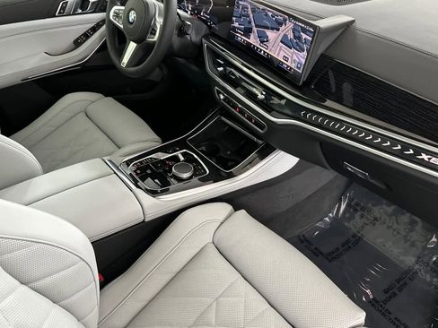New 2026 BMW X5 xDrive40i w/ M Sport Package image 16