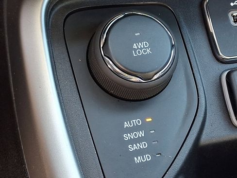 Used 2021 Jeep Compass 80th Special Edition image 24