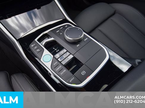 Used 2024 BMW i4 xDrive40i image 30