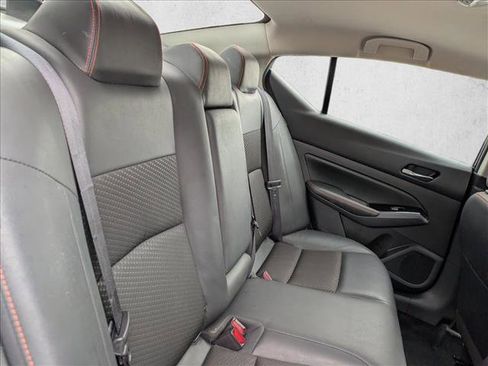 Used 2024 Nissan Altima 2.5 SR image 28