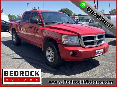 Used 2008 Dodge Dakota SLT w/ Trailer Tow Group AWD/4WD image 1