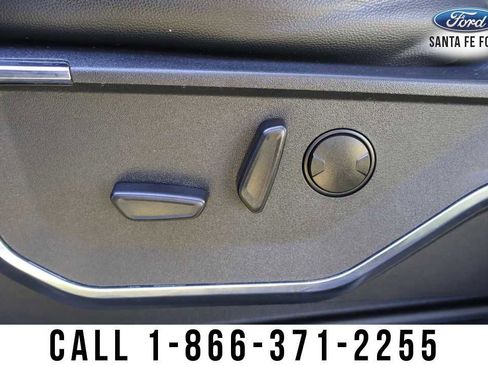 Used 2023 Ford F250 Lariat w/ Chrome Package image 25