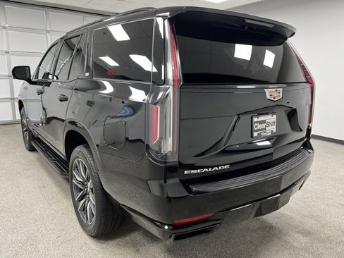 Used 2023 Cadillac Escalade Sport image 8