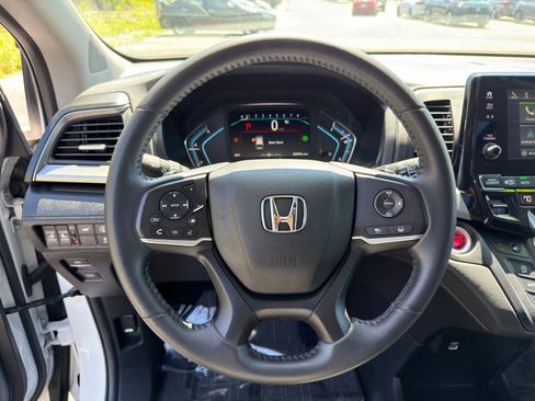 Used 2024 Honda Odyssey EX-L image 19