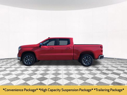 Used 2024 Chevrolet Silverado 1500 LT AWD/4WD image 2