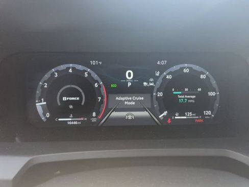 Used 2025 Toyota 4Runner TRD Sport AWD/4WD image 19