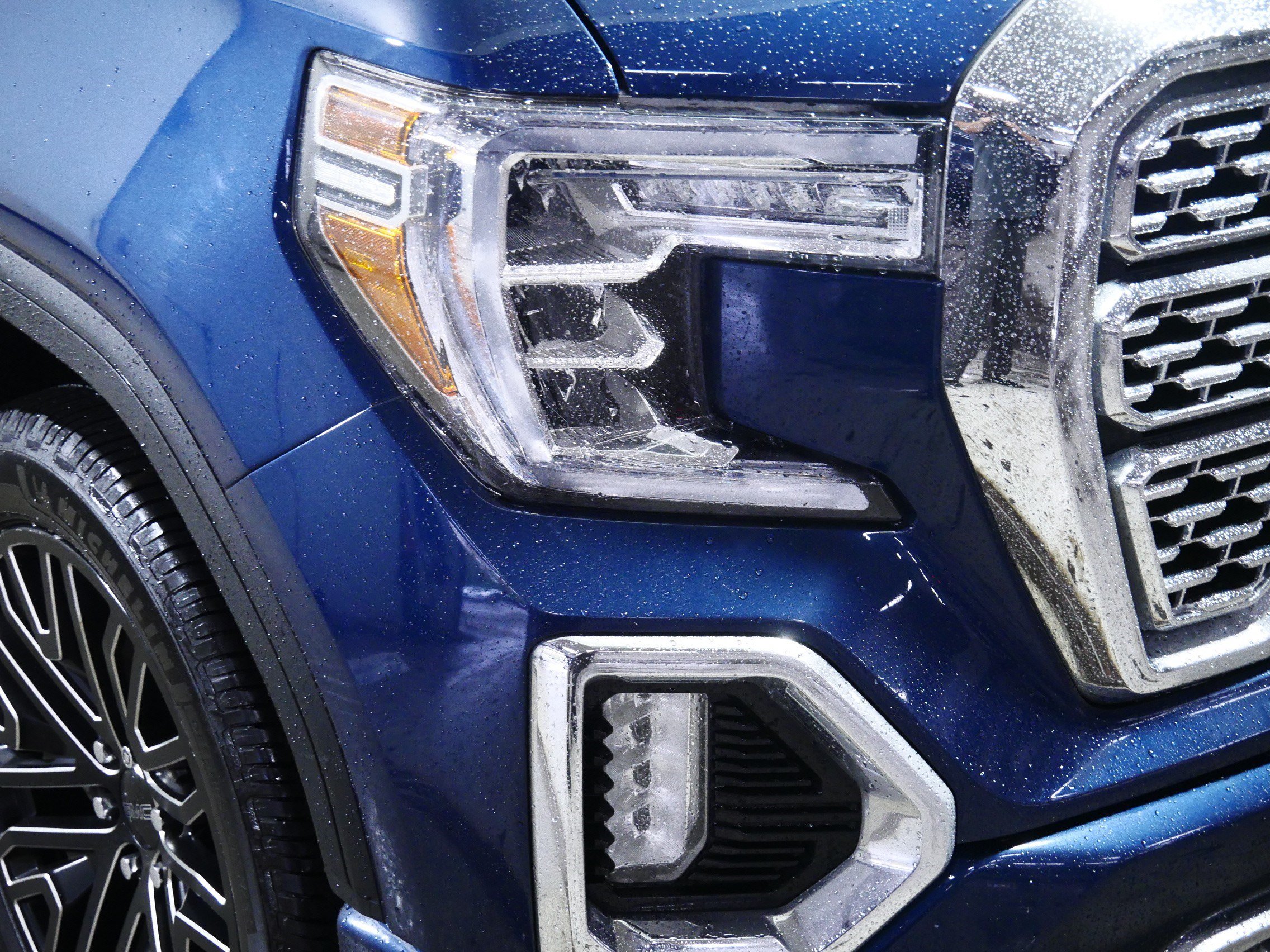 Used 2019 GMC Sierra 1500 Denali w/ Denali Ultimate Package AWD/4WD image 16