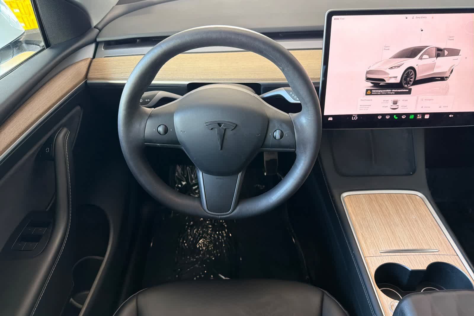 Used 2023 Tesla Model Y AWD image 15