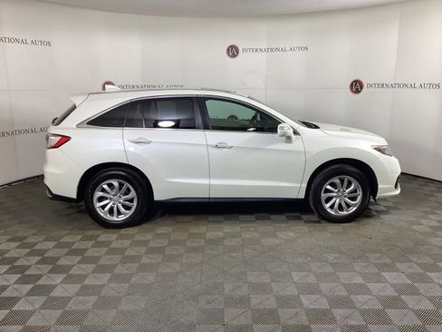 Used 2018 Acura RDX AWD w/ Technology Package image 4