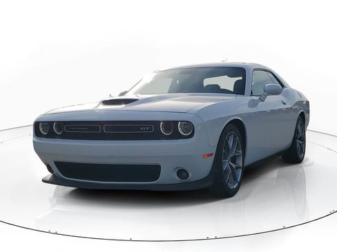 Used 2022 Dodge Challenger GT image 3