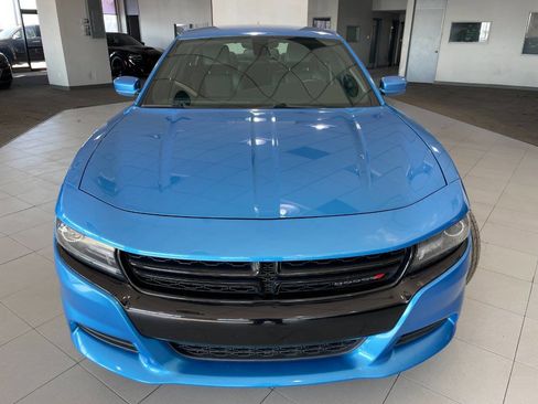 Used 2015 Dodge Charger R/T w/ Plus Group image 2