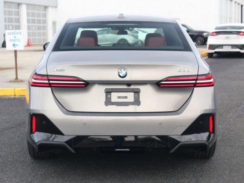 New 2026 BMW 530i xDrive w/ M Sport Package image 7
