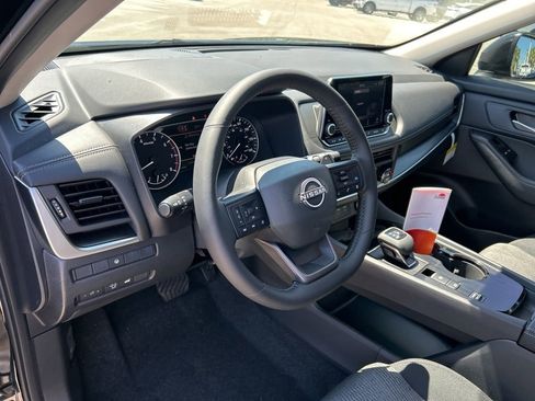 New 2026 Nissan Rogue SV w/ Cold Weather Package FWD image 22