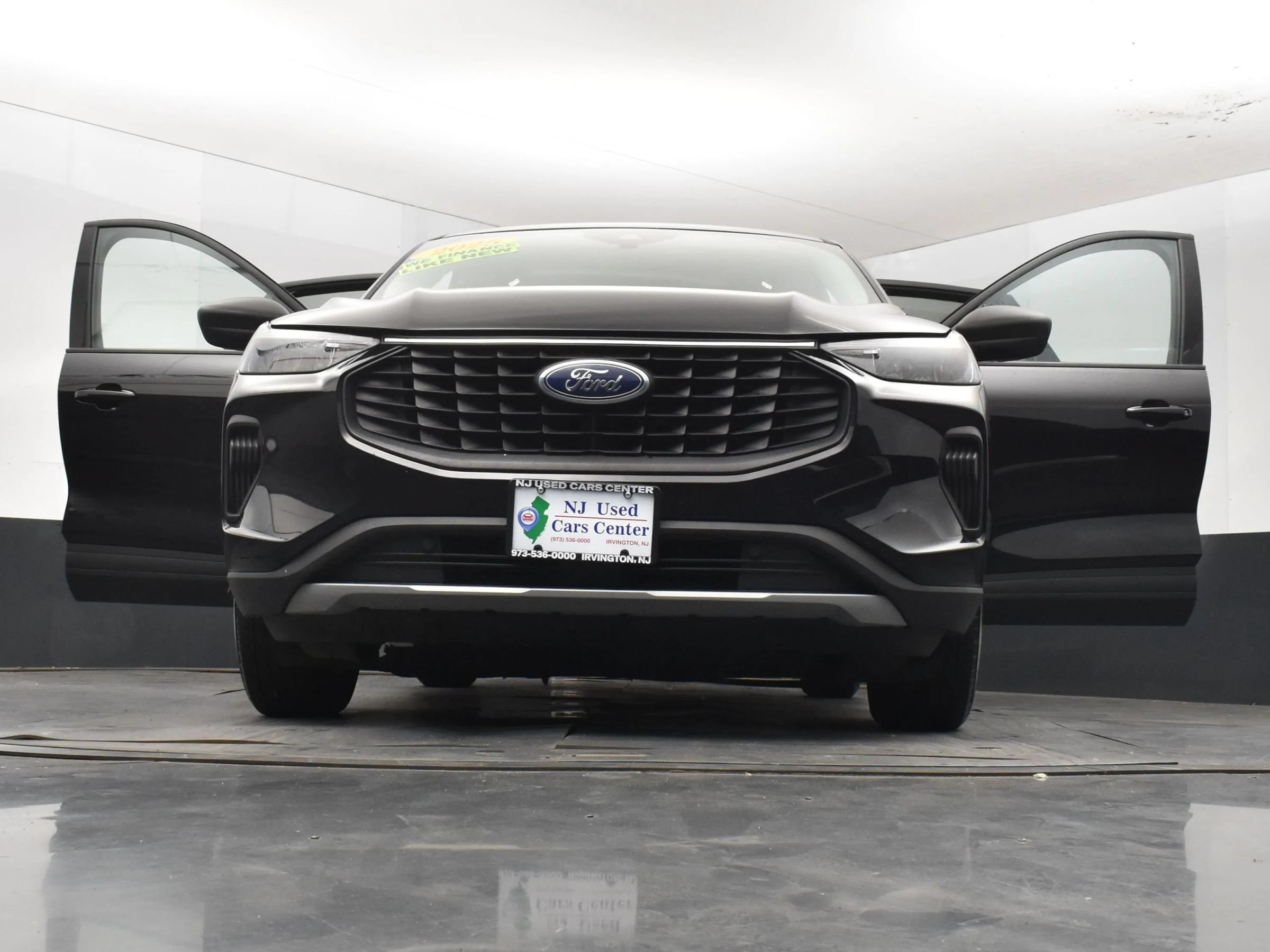 Used 2025 Ford Escape Active FWD image 8