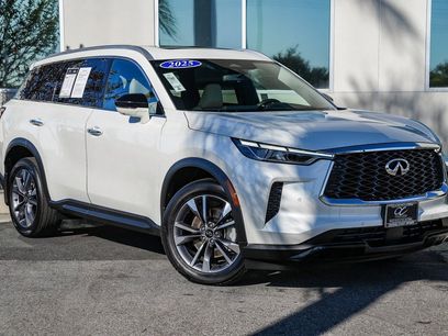 Certified 2025 INFINITI QX60 Luxe w/ Vision Package