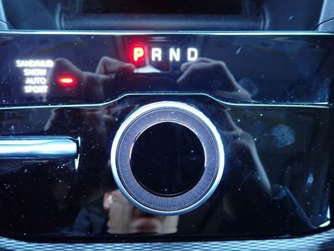 Certified 2024 Jeep Grand Cherokee Limited image 21