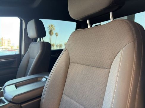 Used 2024 Chevrolet Silverado 2500 LT image 8