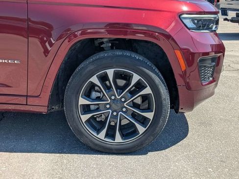 Used 2022 Jeep Grand Cherokee L Overland RWD image 12