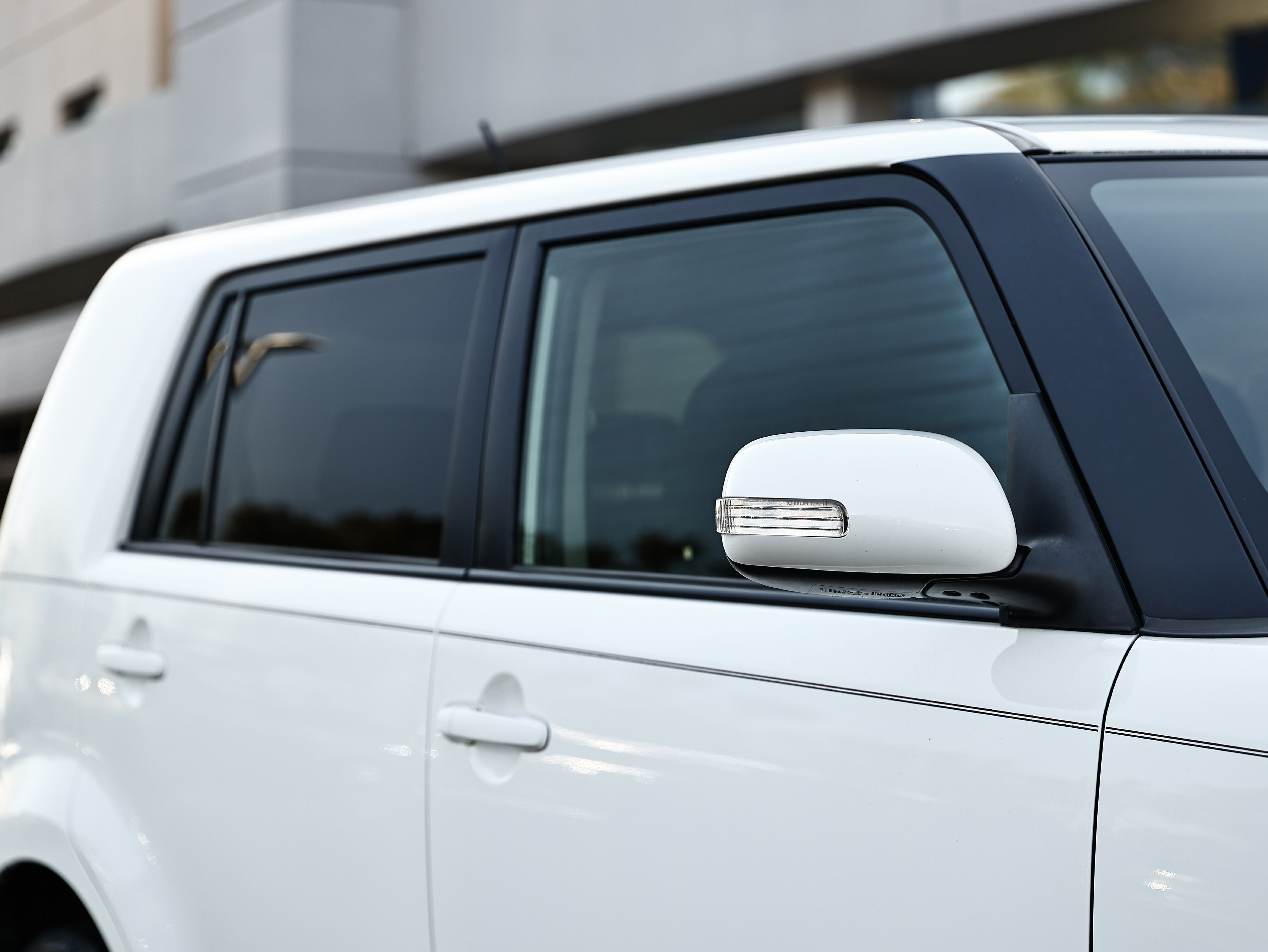 Used 2013 Scion xB FWD image 3