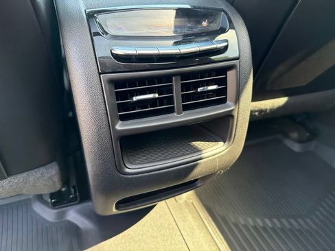 Used 2022 Cadillac XT5 Premium Luxury w/ Technology Package FWD image 45