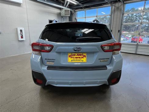Used 2022 Subaru Crosstrek 2.5i Sport w/ Moonroof Package image 4