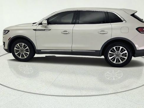 Used 2020 Lincoln Nautilus FWD w/ Equipment Group 101A image 4