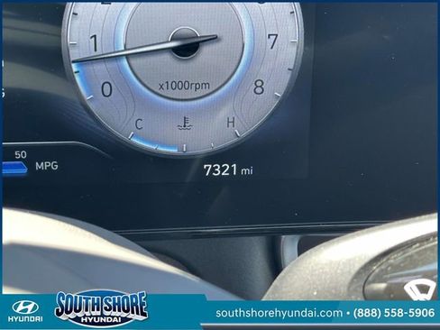Certified 2025 Hyundai Elantra SEL FWD image 26