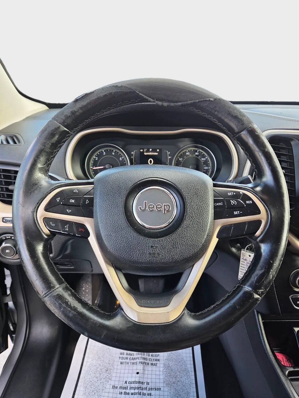 Used 2014 Jeep Cherokee Latitude FWD image 8