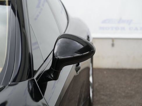 Used 2013 Porsche Panamera image 10