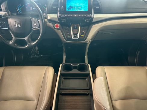 Used 2019 Honda Odyssey EX-L image 4