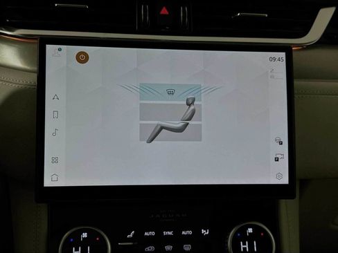 New 2026 Jaguar F-PACE R-Dynamic S image 17