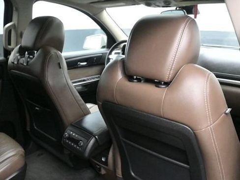 Used 2016 GMC Acadia SLT w/ Open Road Package AWD/4WD image 12
